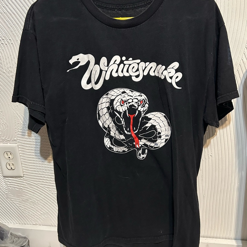 BAND tee